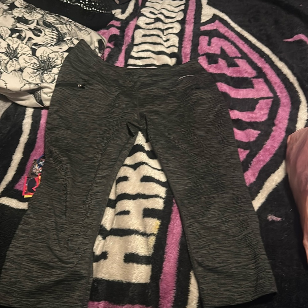 Eddie Bauer capris